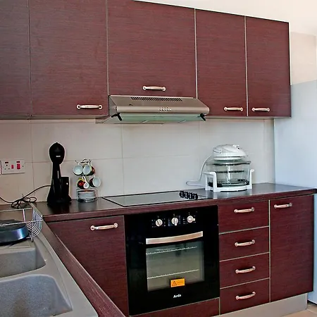 Kissonerga Sea View Apartment *