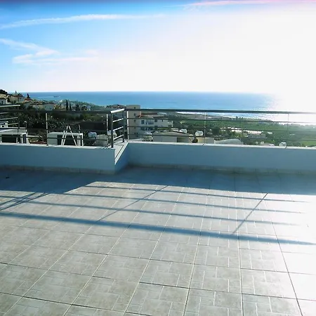 Kissonerga Sea View Apartment *